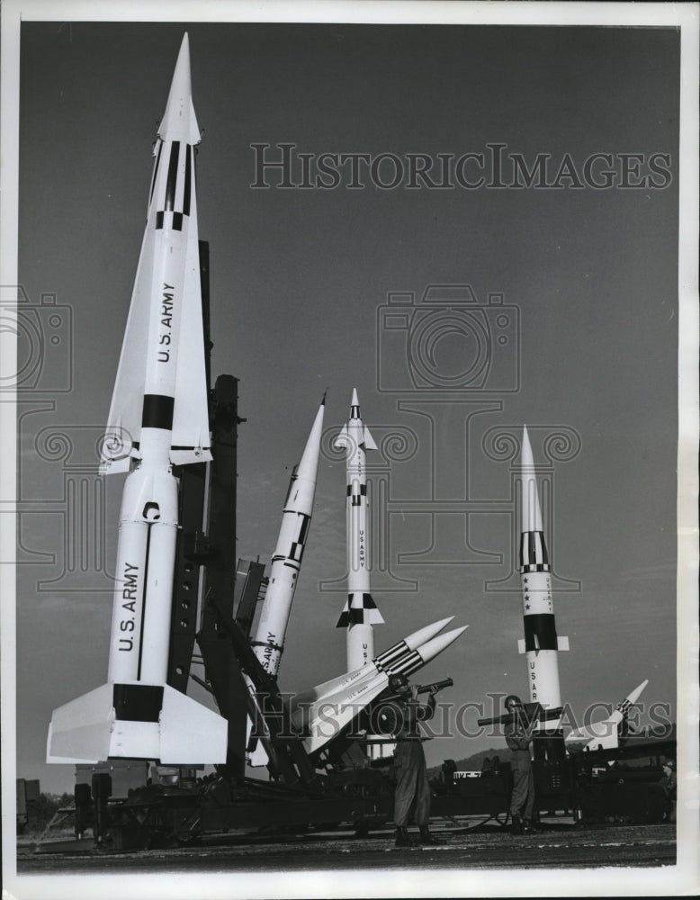 1961, The army missiles assembled by the Thiokol Chemical Corporation - Historic Images