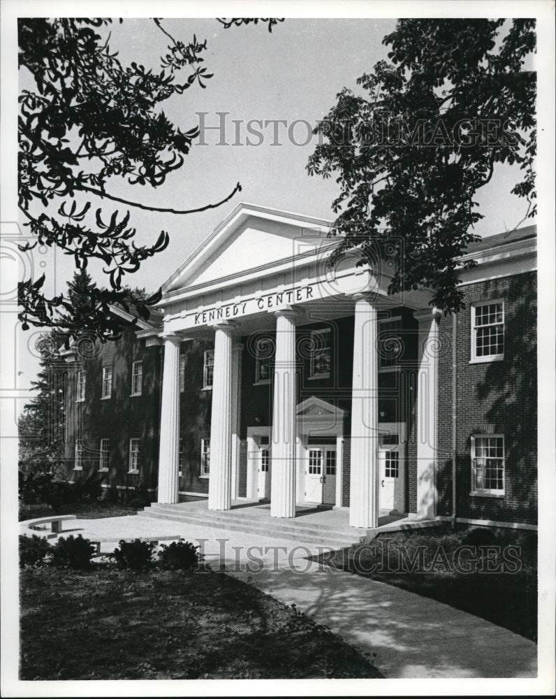 1971 Press Photo Hiram College Kennedy Center student union - Historic Images