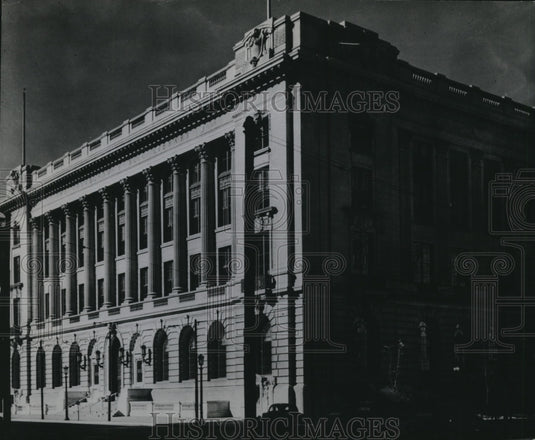 1945 Press Photo The Cleveland Public Library- Historic Images