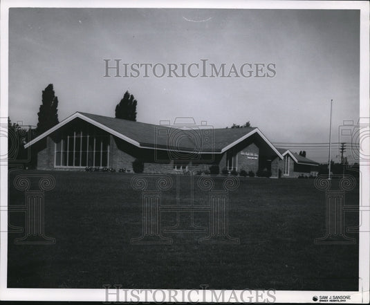 1961 Press Photo Public library in Shaker Heights- Historic Images
