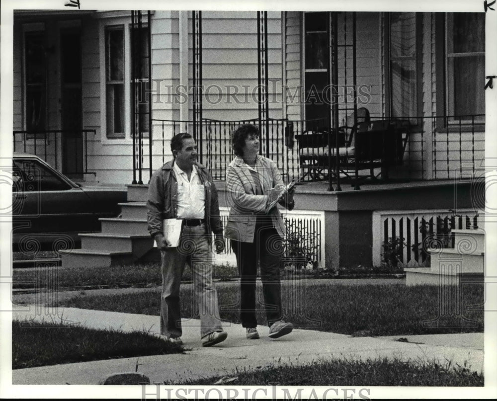 1986, Albert Faranda &amp; Dorothy Yasenchak, House inspectors volunteers - Historic Images