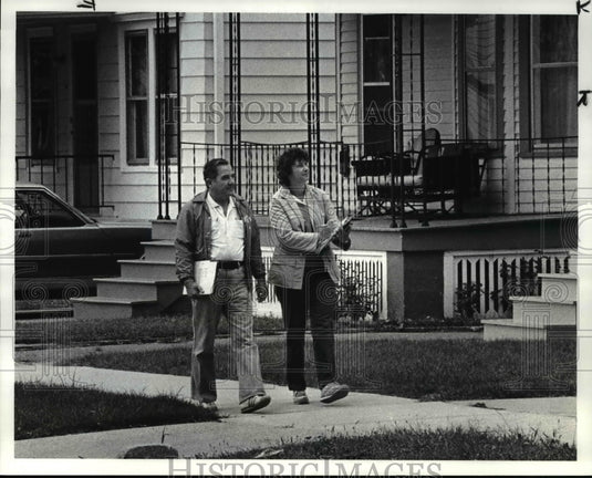 1986, Albert Faranda & Dorothy Yasenchak, House inspectors volunteers - Historic Images