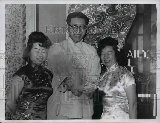 1967, Chinese New Year welcomed by Andrew Lee & sisters Mary, Betty - Historic Images