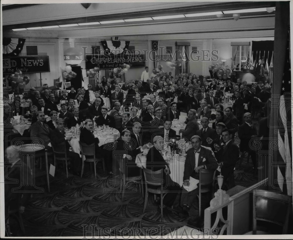 1947 Press Photo The Varsity News members - cva65252 - Historic Images