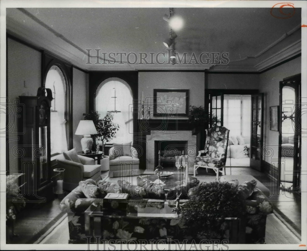 1979, Elegant Living Room - cva65311 - Historic Images