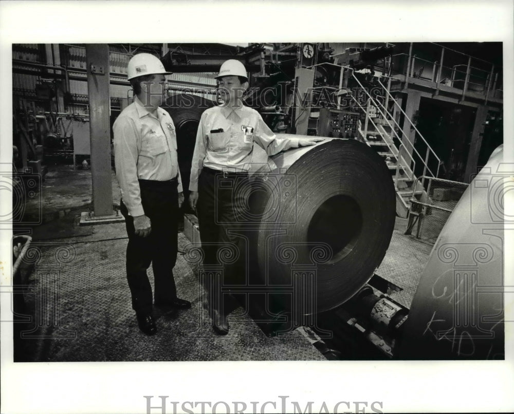 1988 Press Photo Don Veenon and Kazuhiko Watanabe General Managers LTV Steel - Historic Images
