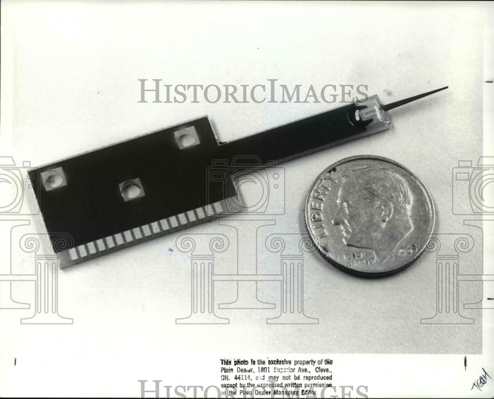 1988 Press Photo The Sensor and Circuitboard of Ottosensor Corporation - Historic Images