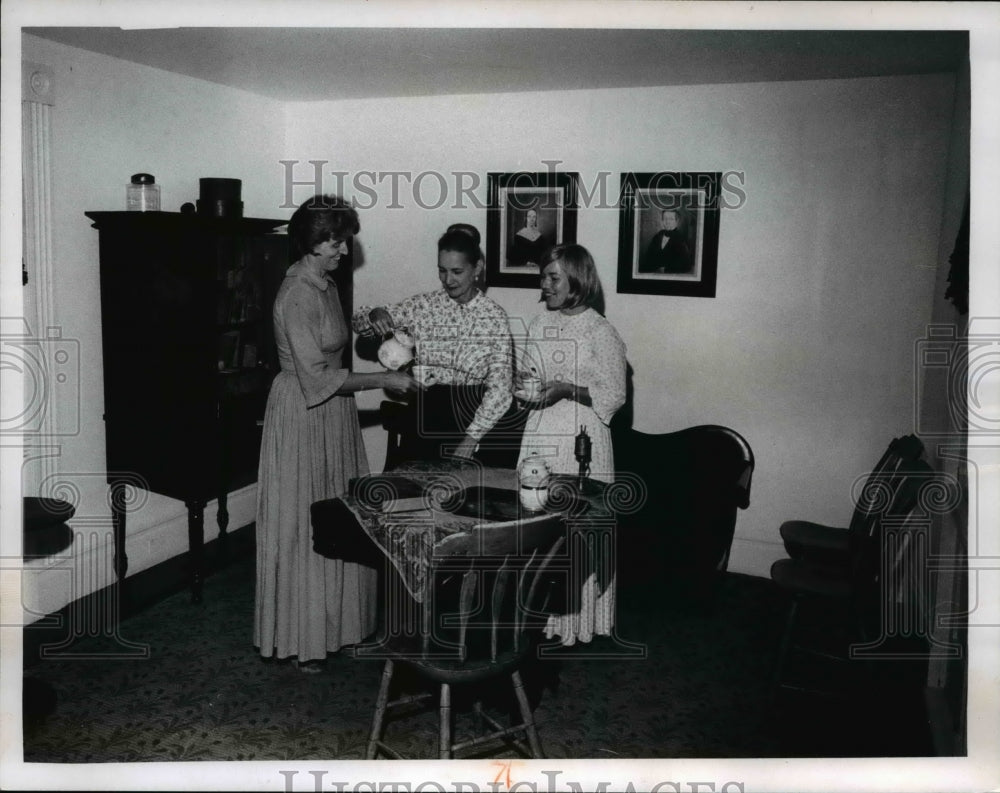 196 Mrs Mc Collum, Mrs. Jagger & Mrs. Bergvall at Western Village-Historic Images