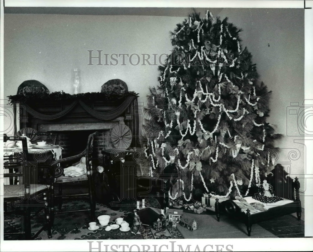 1991, a Christmas Tree at Hale Farm and Village - cva65630 - Historic Images