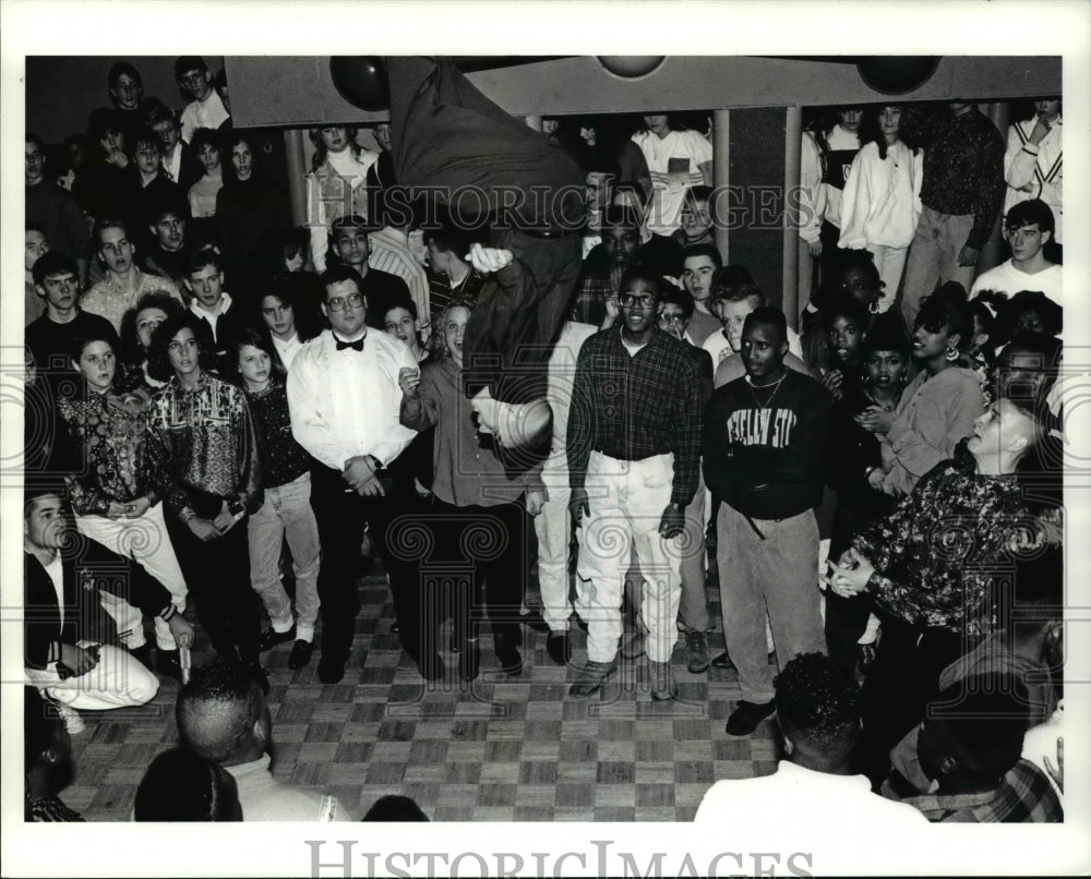 1991 Press Photo Dancing at the Dancin Club - cva65654 - Historic Images