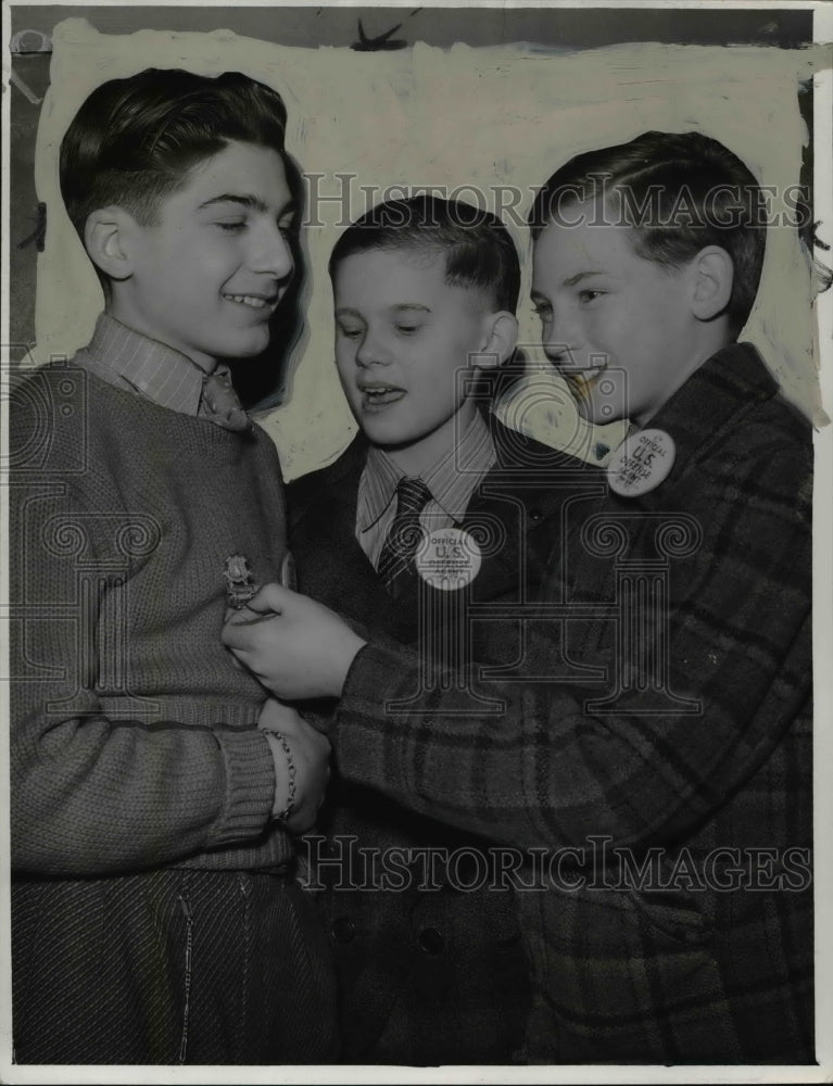 1942 Press Photo Leroy Newman, Patrick Collins, &amp; James Dunne - cva65806 - Historic Images