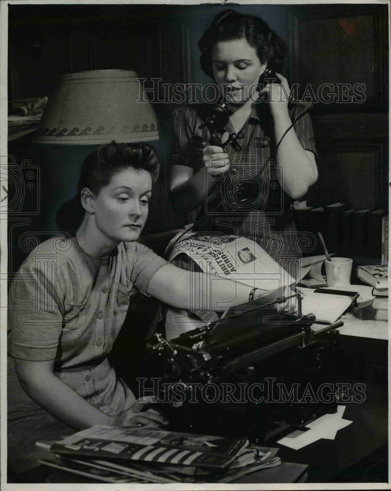 1941, Hurrying for an edition deadline, is Marjorie Western, &quot;Polly - Historic Images