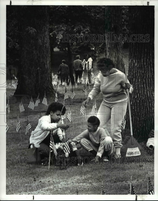 1987 Press Photo Annette Forest, Laurelia Boyd & Barbara DeBramaletta - Historic Images