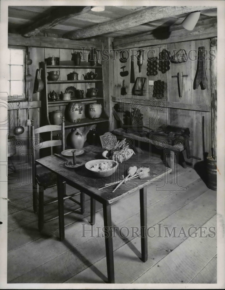 1961 Jonathan Hale Homestead Barn in Bath, Ohio; utensils by pioneer-Historic Images