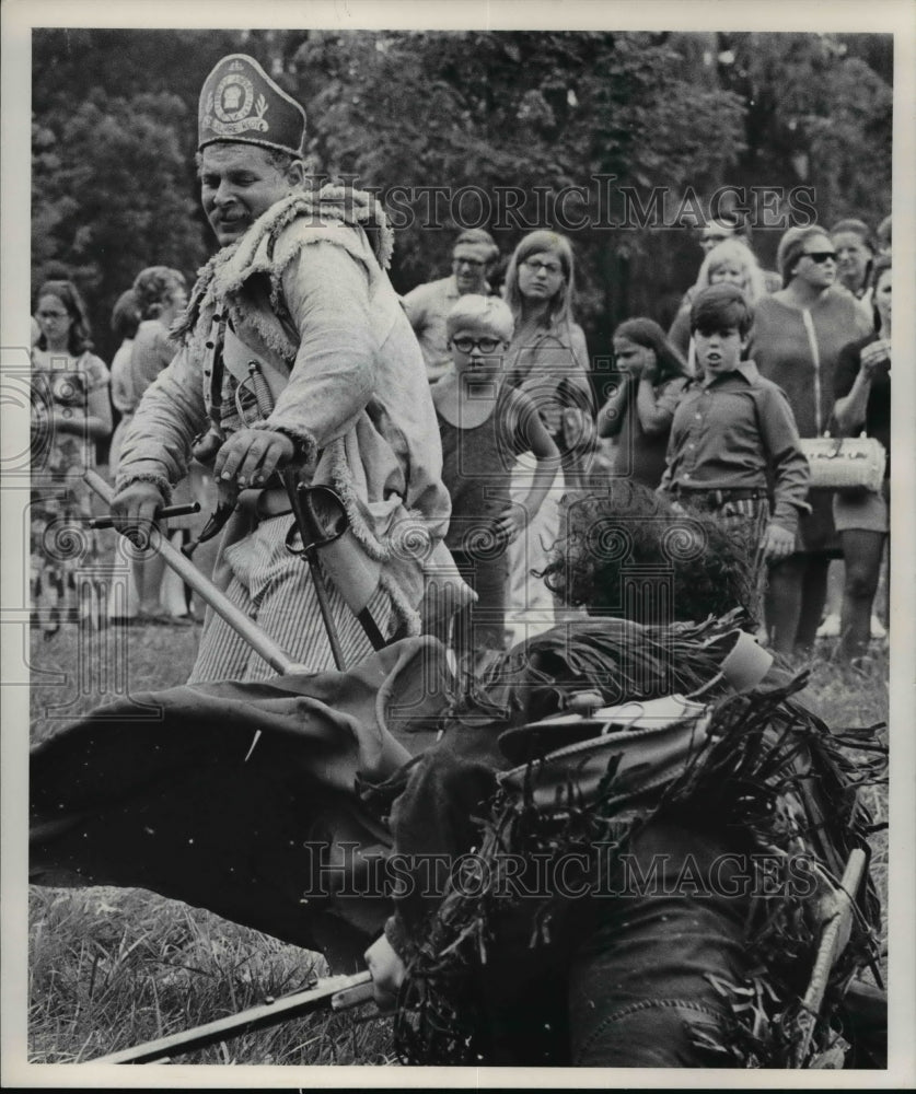 1972 Press Photo Hale farm after fainting death German Soldier leaped - Historic Images