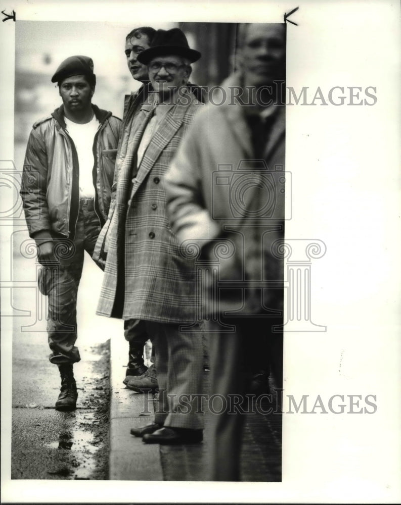 1986 Press Photo Julian Kimmee the last of the Guardian Angels on Public Square - Historic Images