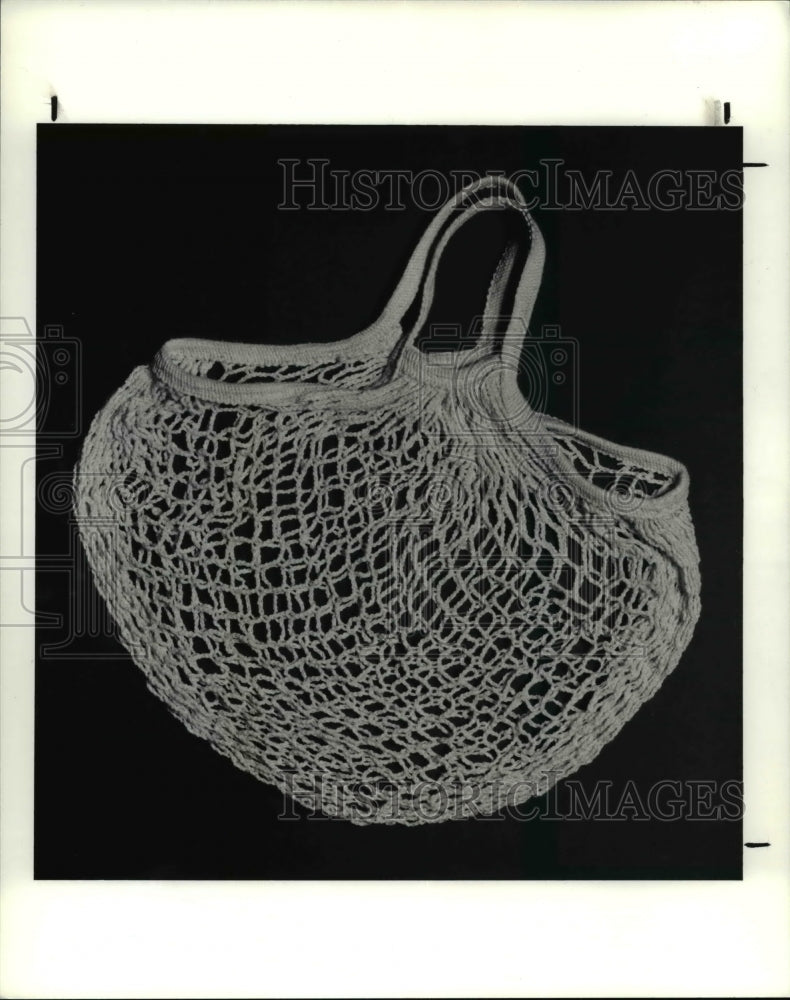 1990 Press Photo French String Bag - cva66158 - Historic Images