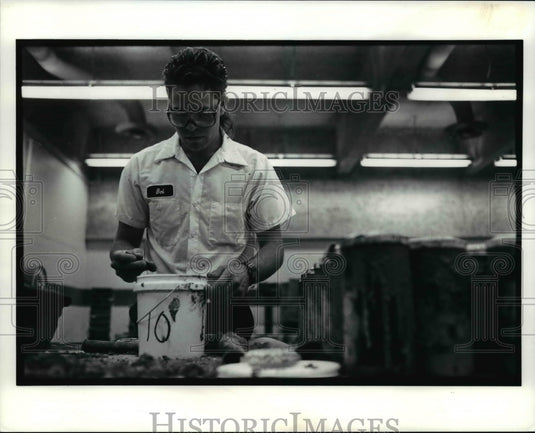 1991 Press Photo Bob Nailler of the Masters Builders - cva66304 - Historic Images
