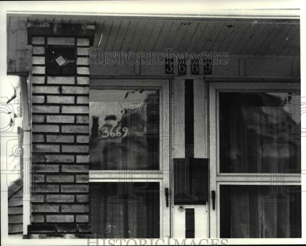 1984 Press Photo House at 3669 East 151st Street - cva66434 - Historic Images