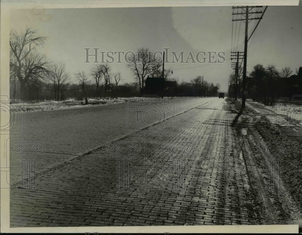 1940 Highways State Route 14 in Maple Heights - Historic Images