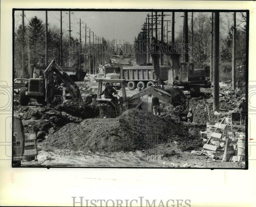 1979 Press Photo Construction in Parma at Pleasant Valley and Broadview - Historic Images