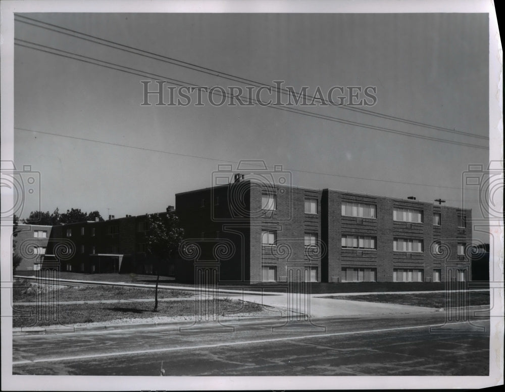 1961, The Parkway Estates Apartment - Historic Images
