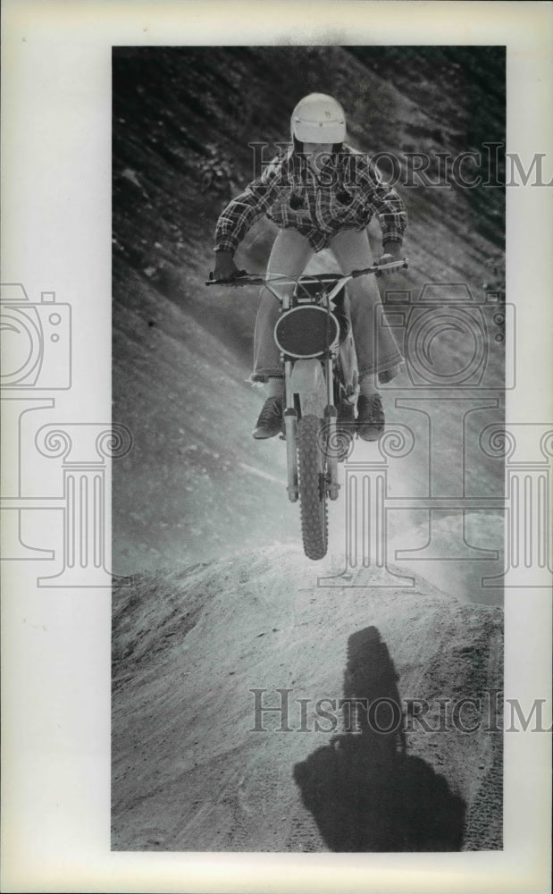 1970 Douglas Greathouse, becomes airborne atop dirt jump - Historic Images