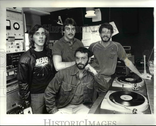 1984 Press Photo Music Men - cva67724-Historic Images