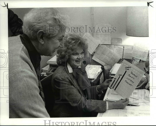 1986 Press Photo Rose Henninger & Portage County Commissioner Joseph Sorboro-Historic Images