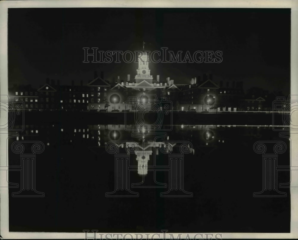1930 Press Photo The Charles River at Cambridge in Massachusetts-Historic Images