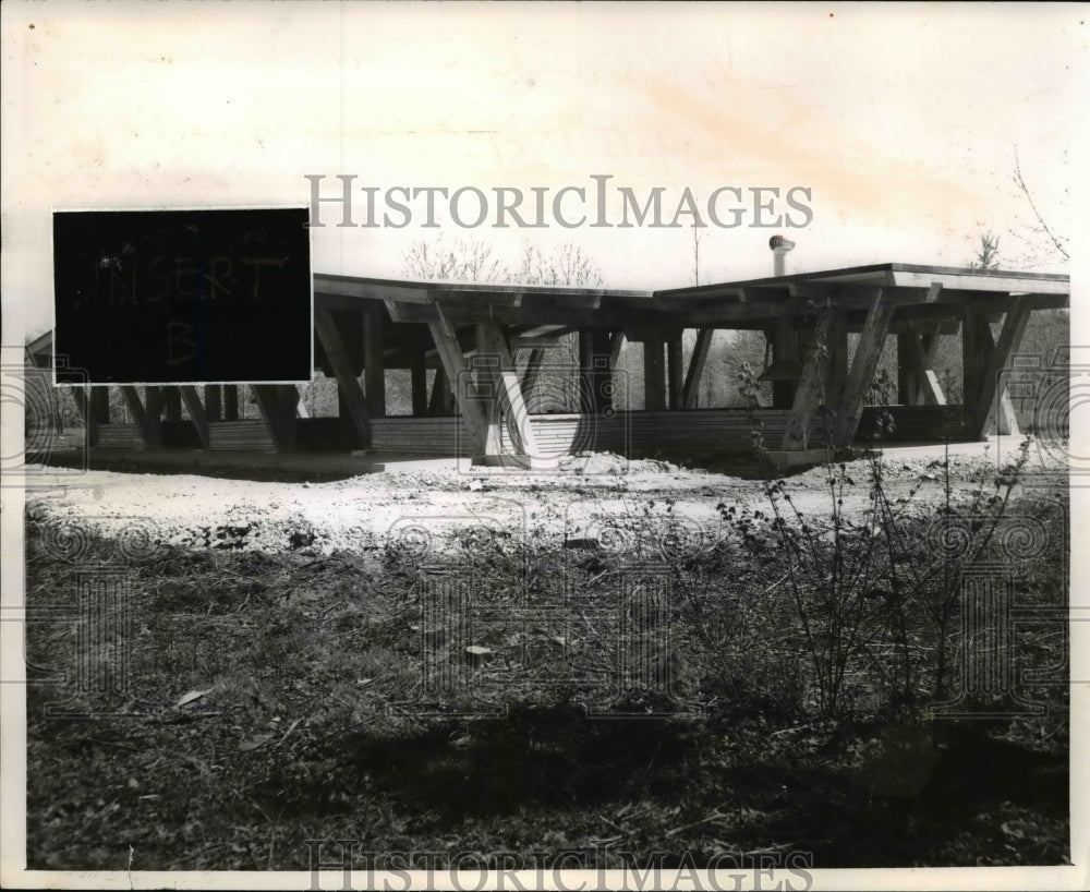 1964 Bradley Woods Reservation shelter house - Historic Images