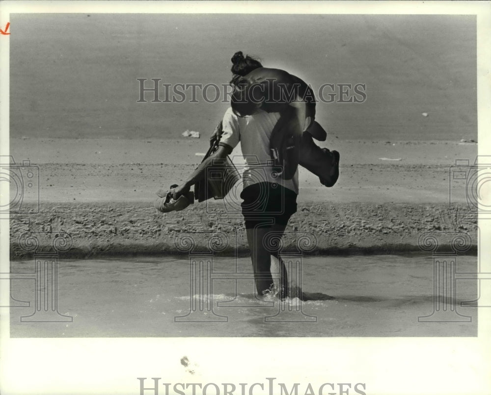 1981 Press Photo Illegal aliens - 289 - Historic Images