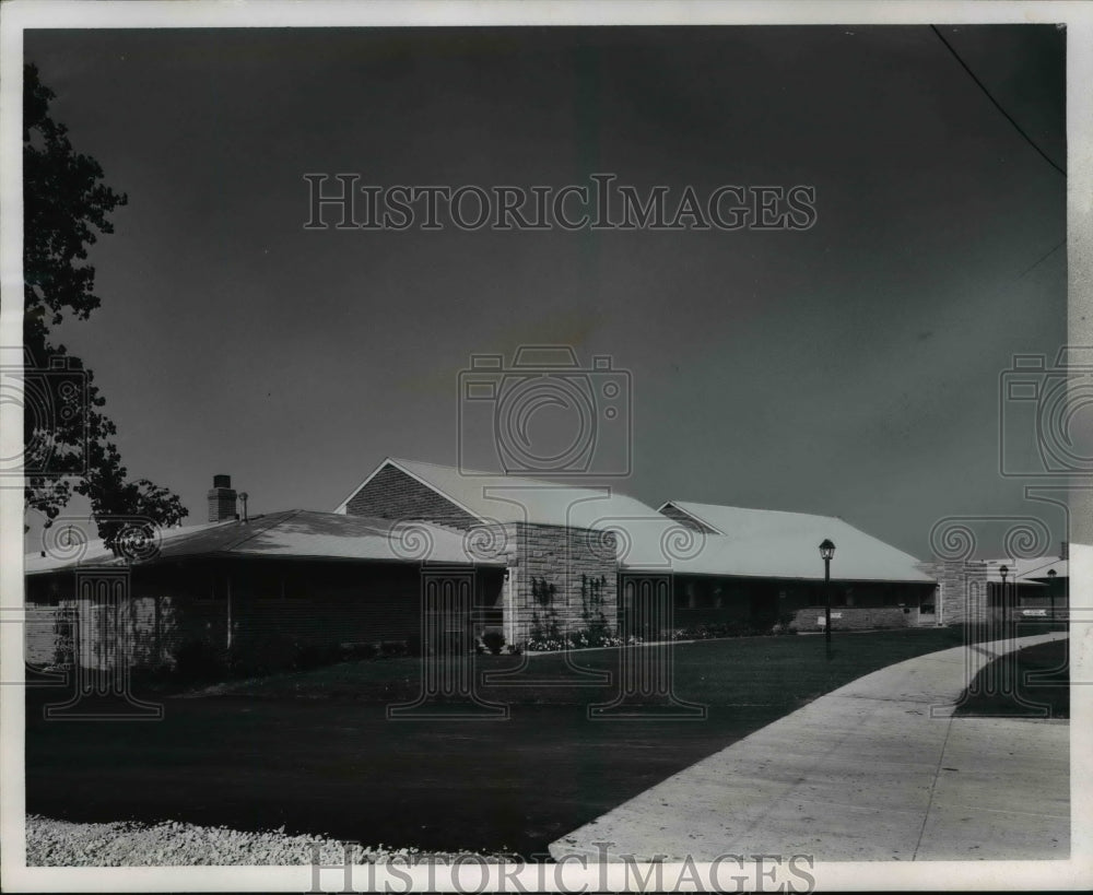 1960, River Oaks Terrace Apartments - Historic Images