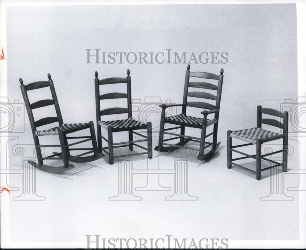 1974 Press Photo Copies of Shaker rockers and small dining room chair - Historic Images