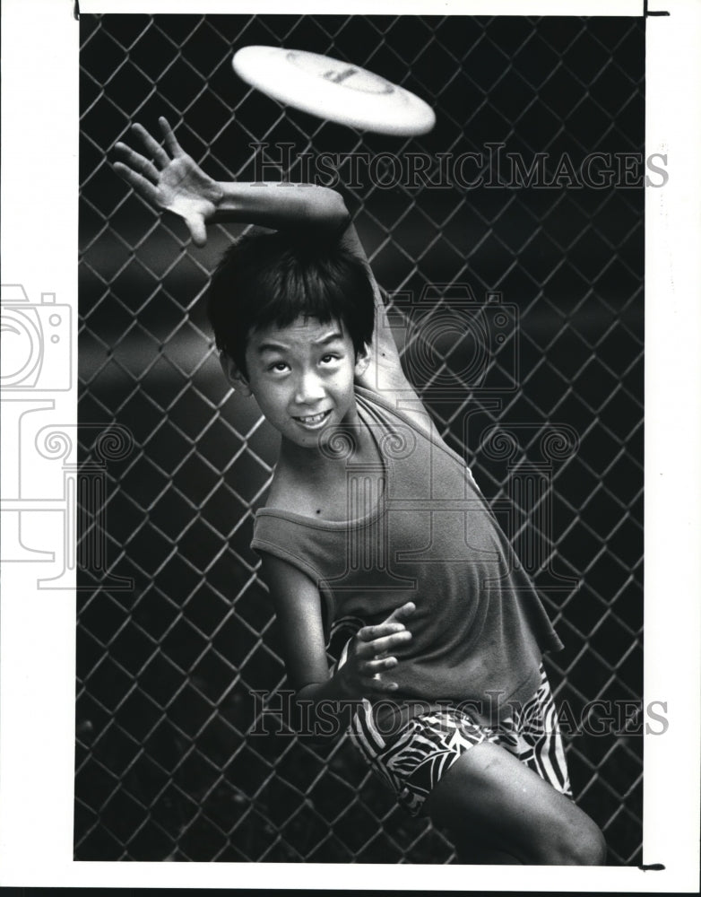 1989 Press Photo Dang Huynh at the 1987 Frisbee City Championship at Cudell- Historic Images