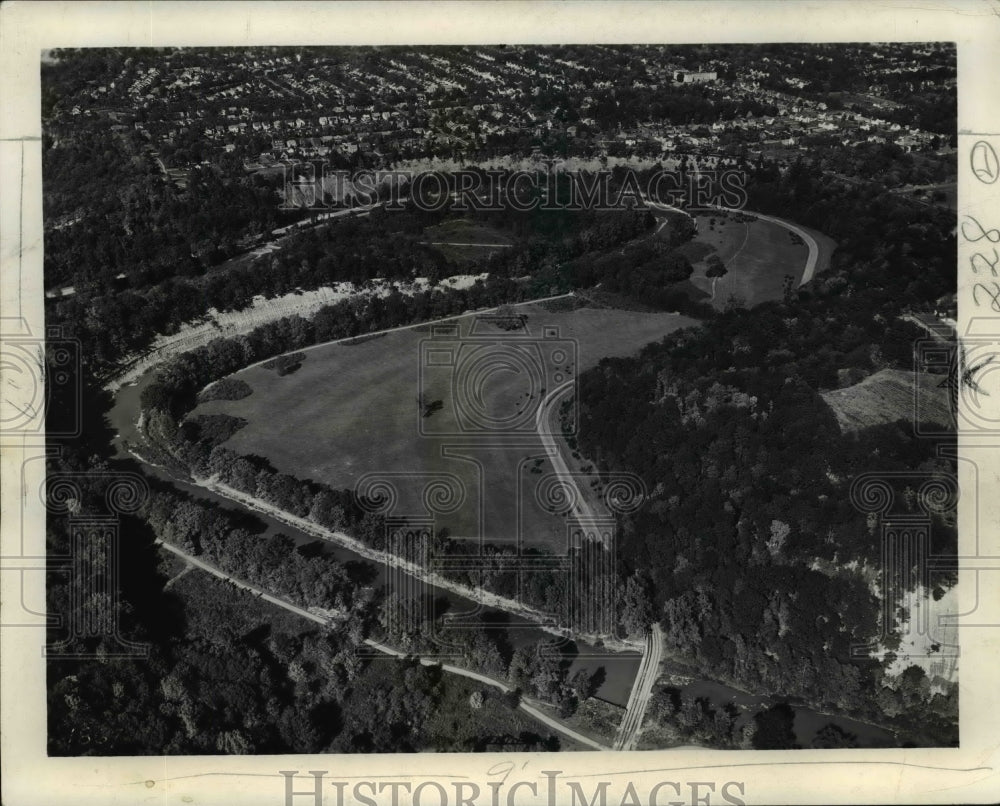 1939 Press Photo Rocky River valley, paradise of grateful curves &amp; drives - Historic Images