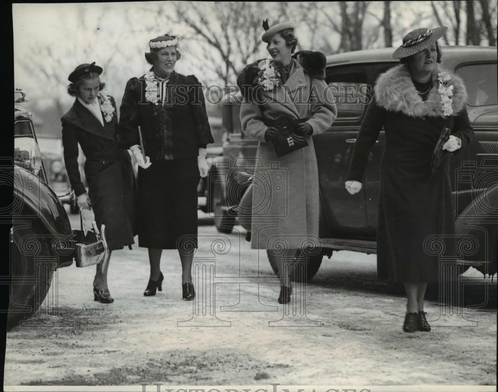 1937, Marilyn Motz, Jane Motz, Florence Morford, Florence H Motz - Historic Images