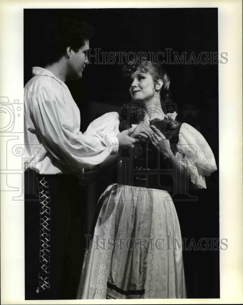 1993, David Holley, Kandie Kearley in the Ohio Light Opera production - Historic Images