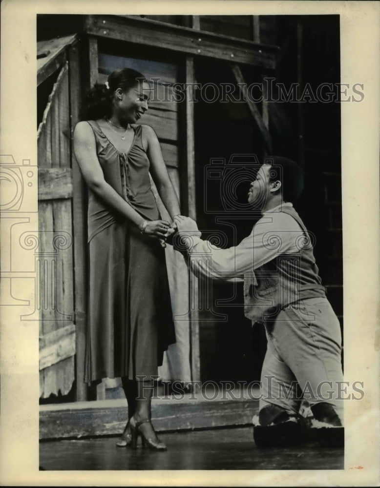 1977 Press Photo  Porgy and Bess Present at Houston Grand Opera - Historic Images