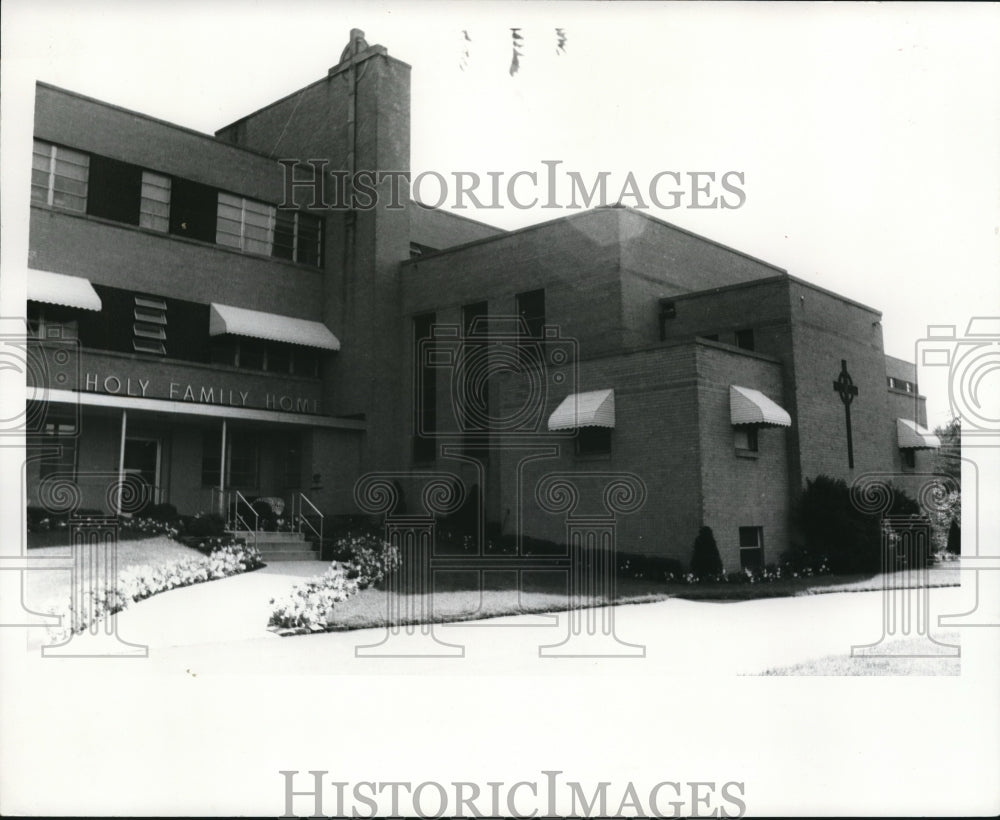 1972, The Holy family Cancer Home - cva72179 - Historic Images