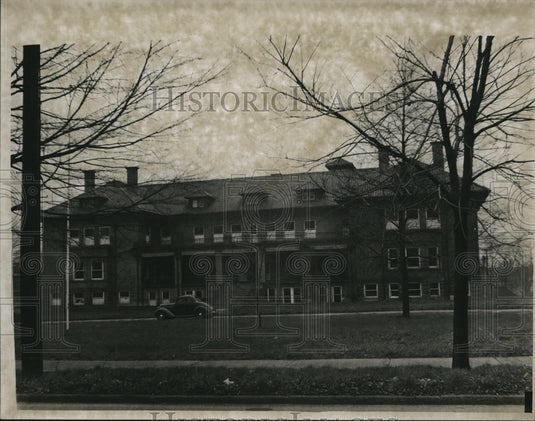 1947 Mc Gregor House for Aged, Lee & Terace Rds  - Historic Images