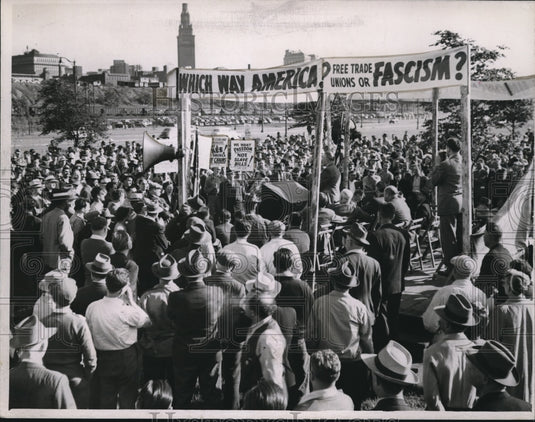 1947 The CIO rally protesting anti labor legislation  - Historic Images