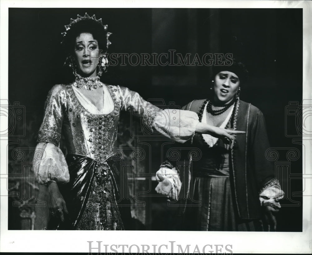 1989 Press Photo Gloria Parker &amp; Diane Eberts in Holy Blood &amp; Crescent Moon - Historic Images