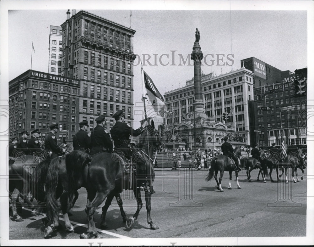 1967 Press Photo Memorial Day Parade - cva72492 - Historic Images