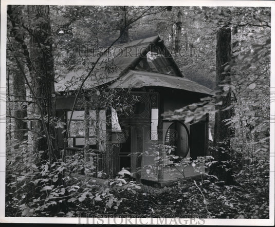 1976 Press Photo The Japanese tea house in David Shawson's garden - Historic Images