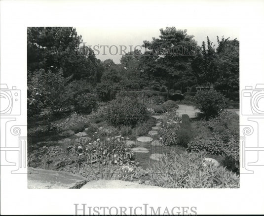 1984 Press Photo Garden Center Herb Garden - Historic Images