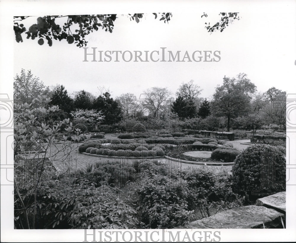 1976 Press Photo Western Reserve Herb Society Garden - Historic Images