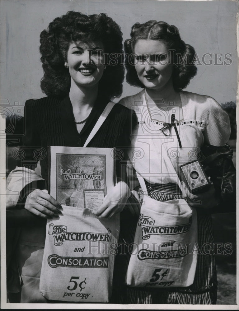 1948, The Sister's from Denver are Pioneers in JW Movement - Historic Images