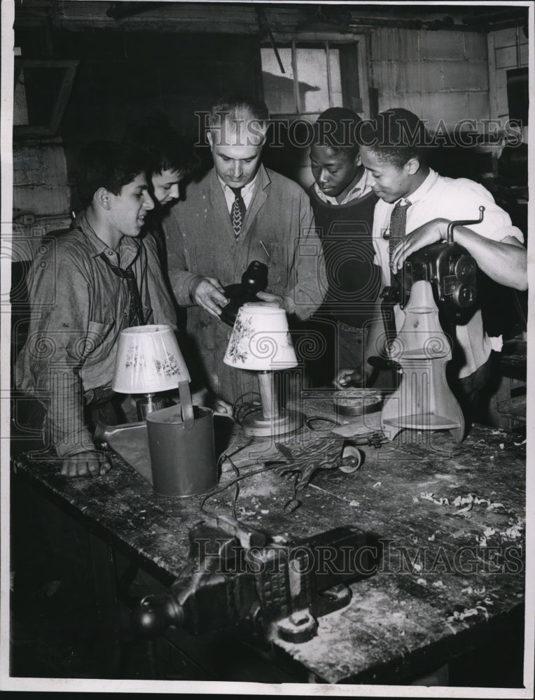 1947 Press Photo Manual Training class at Hudson Boys Farm - cva73049 - Historic Images