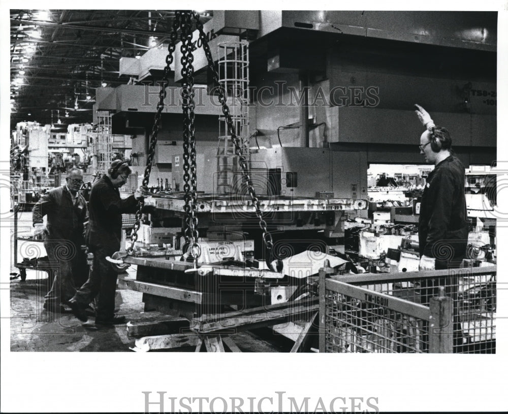 1989 Press Photo The Chevrolet Parma Stamping Plant - Historic Images